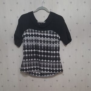 Worthington Black and White Graphic T-Shirt